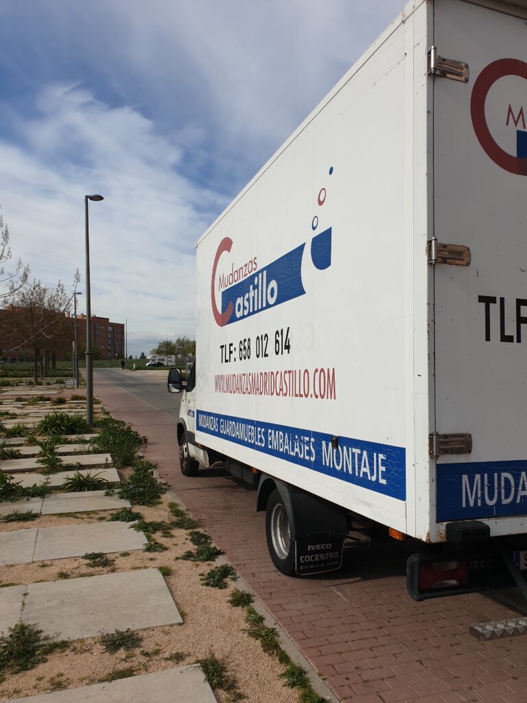Presupuestos de Portes en Almendrales Madrid 